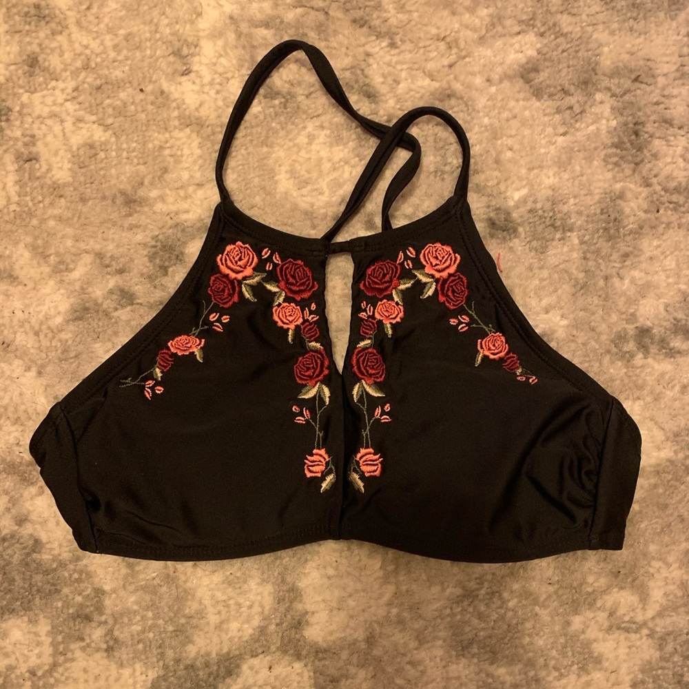 Cute bikini top